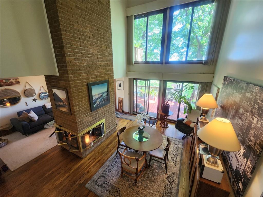 16 Manor Court Property Photo 6
