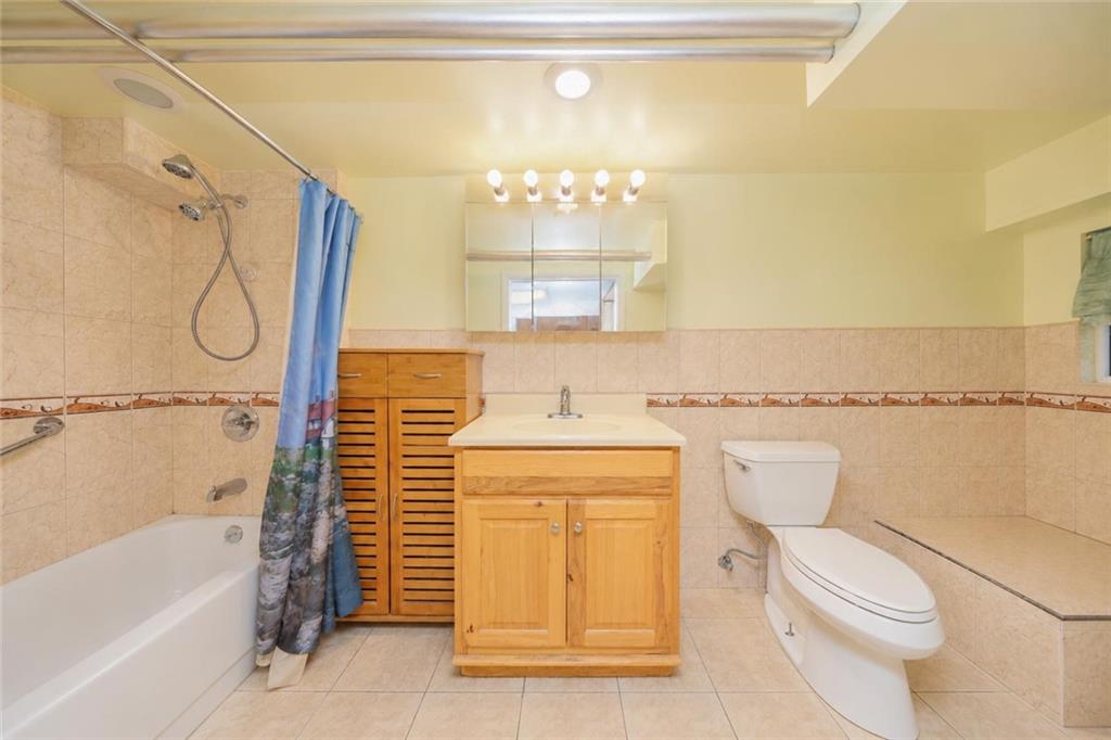 1775 West 9th Street Property Photo 24