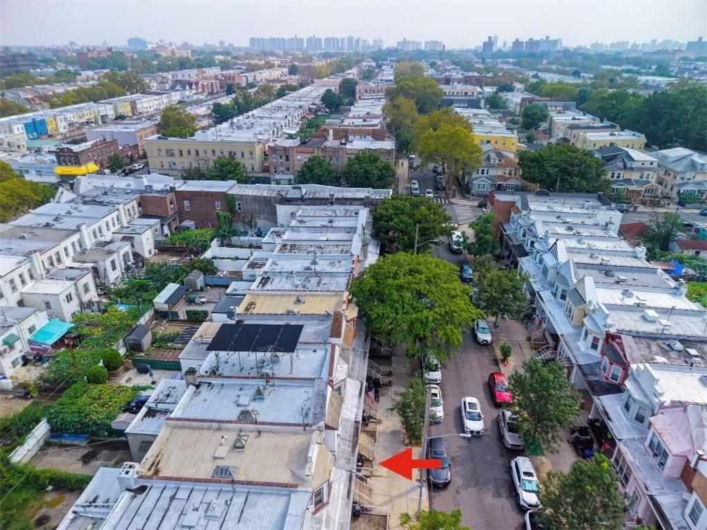 1775 West 9th Street Property Photo 36