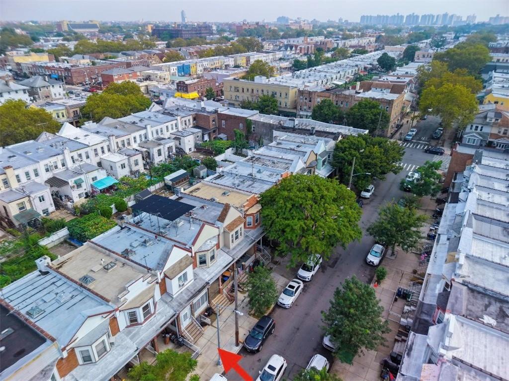 1775 West 9th Street Property Photo 37
