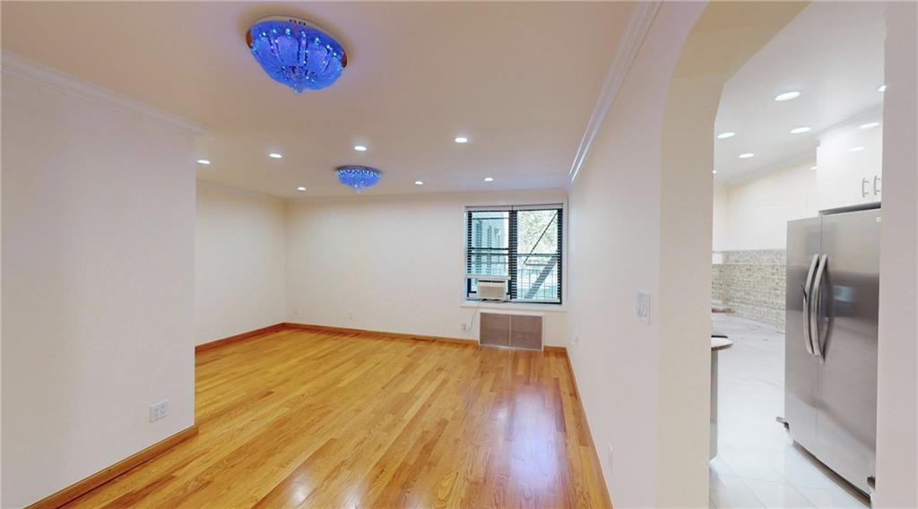 2547 West 2nd Street 2f Property Photo 6