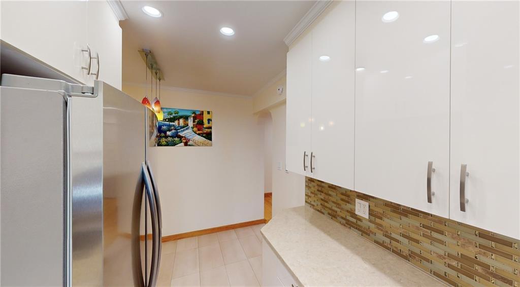 2547 West 2nd Street 2f Property Photo 12