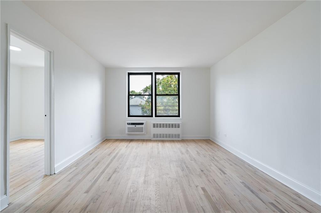 599 East 7th Street 3u Property Photo 2