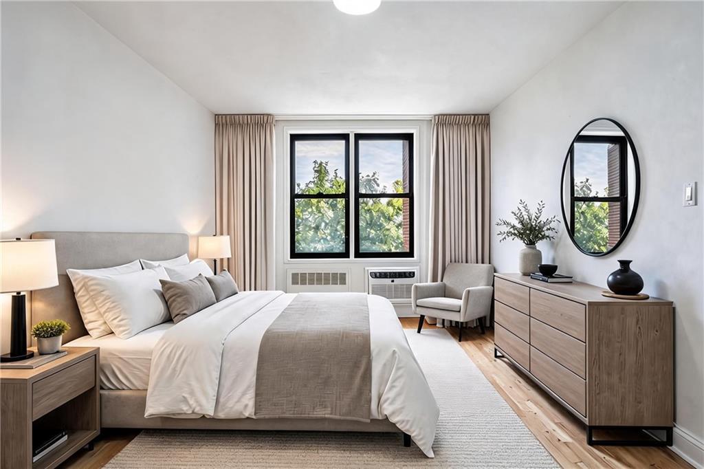 599 East 7th Street 3u Property Photo 8