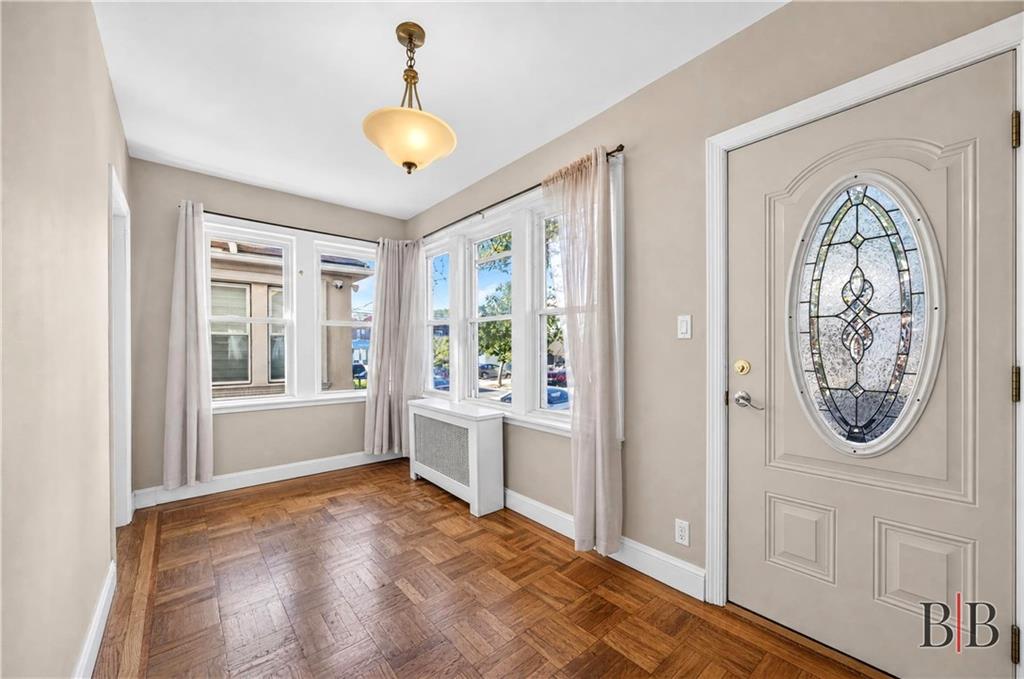 1716 East 32nd Street Property Photo 2