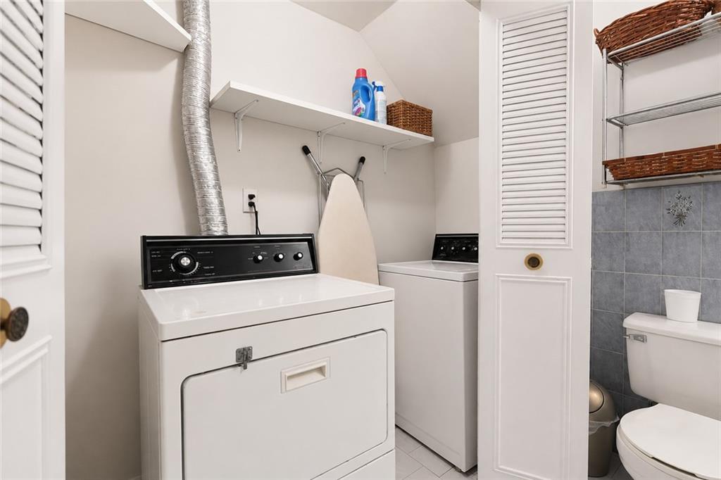 83 Lorraine Loop Property Photo 14