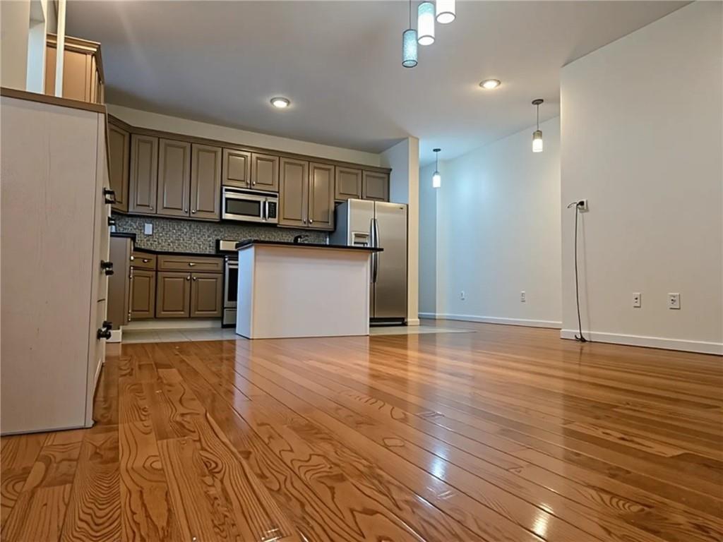 302 Parkville Avenue 1 Property Photo 1
