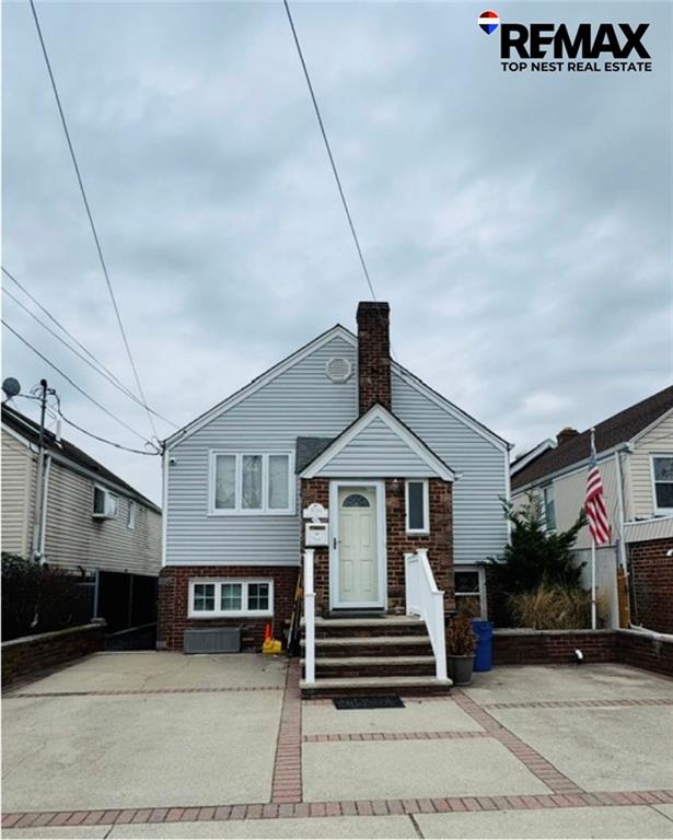 163-44 95th Street Property Photo 1