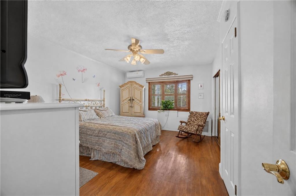 2143 Gerritsen Avenue Property Photo 20