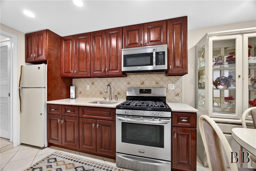 2143 Gerritsen Avenue Property Photo 26