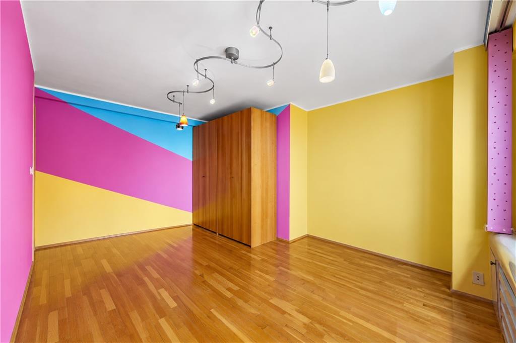 601 Surf Avenue 18e Property Photo 17