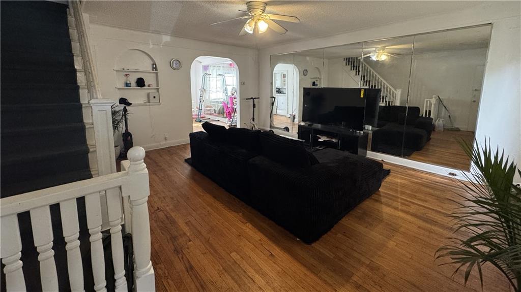 24-26 83rd Street Property Photo 4