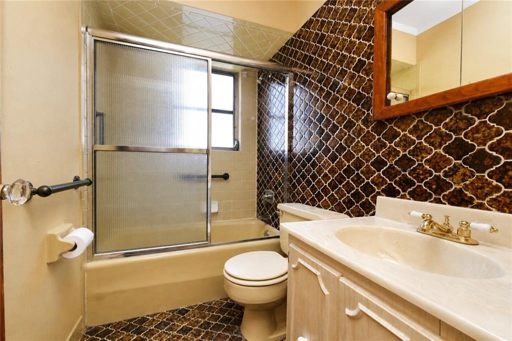 1616 West 3rd Street Property Photo 13