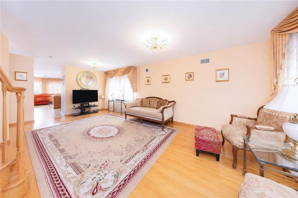 59 Dale Avenue Property Photo 8
