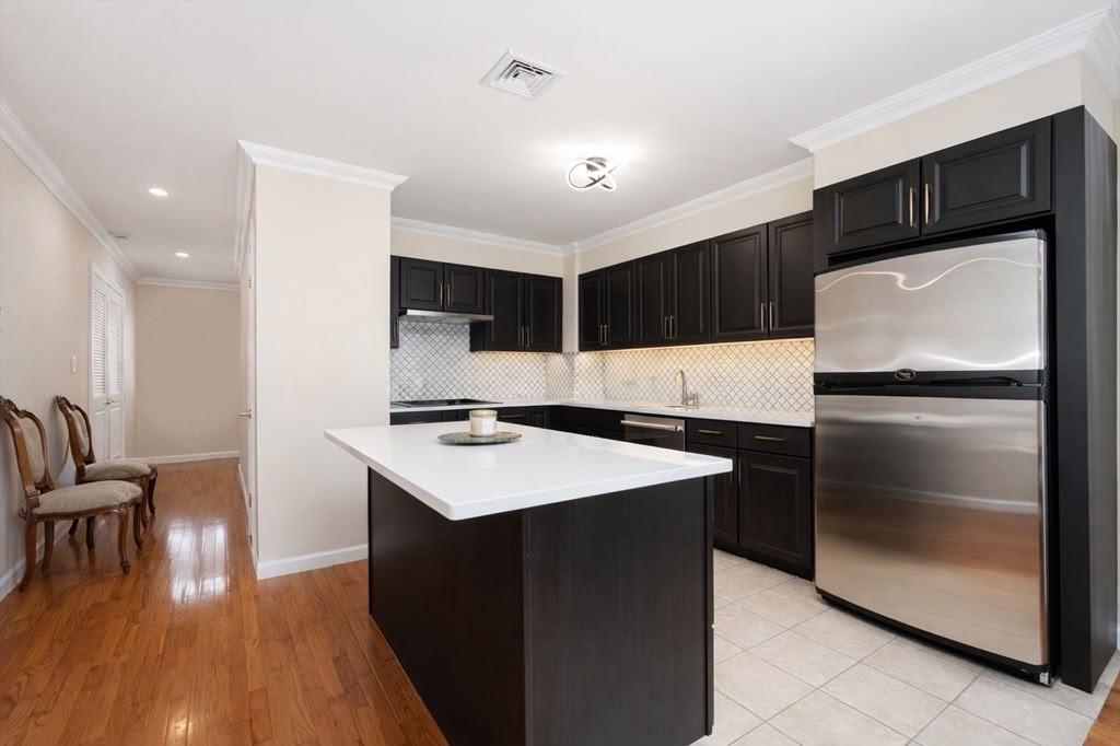 52 92nd Street 2c Property Photo 4