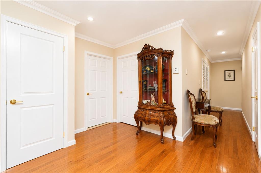 52 92nd Street 2c Property Photo 19