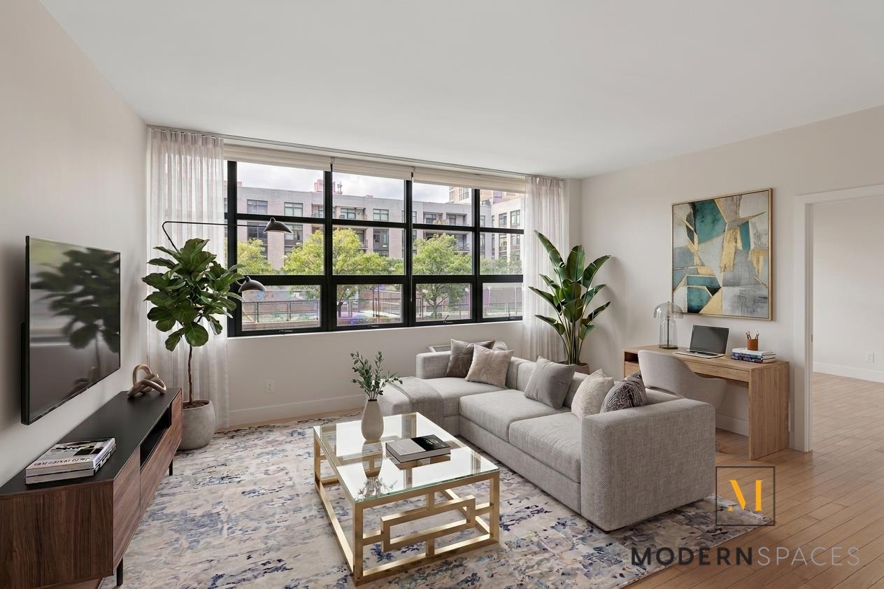 Large 2-bed/ 2-bath By Lic Waterfront Property Photo 10