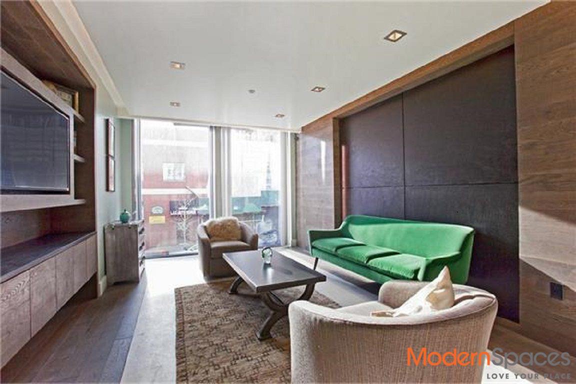 44-15 Purves Street Property Photo 3