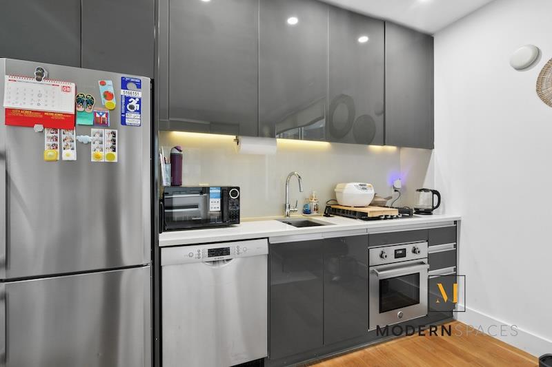 44-15 Purves Street Property Photo 12