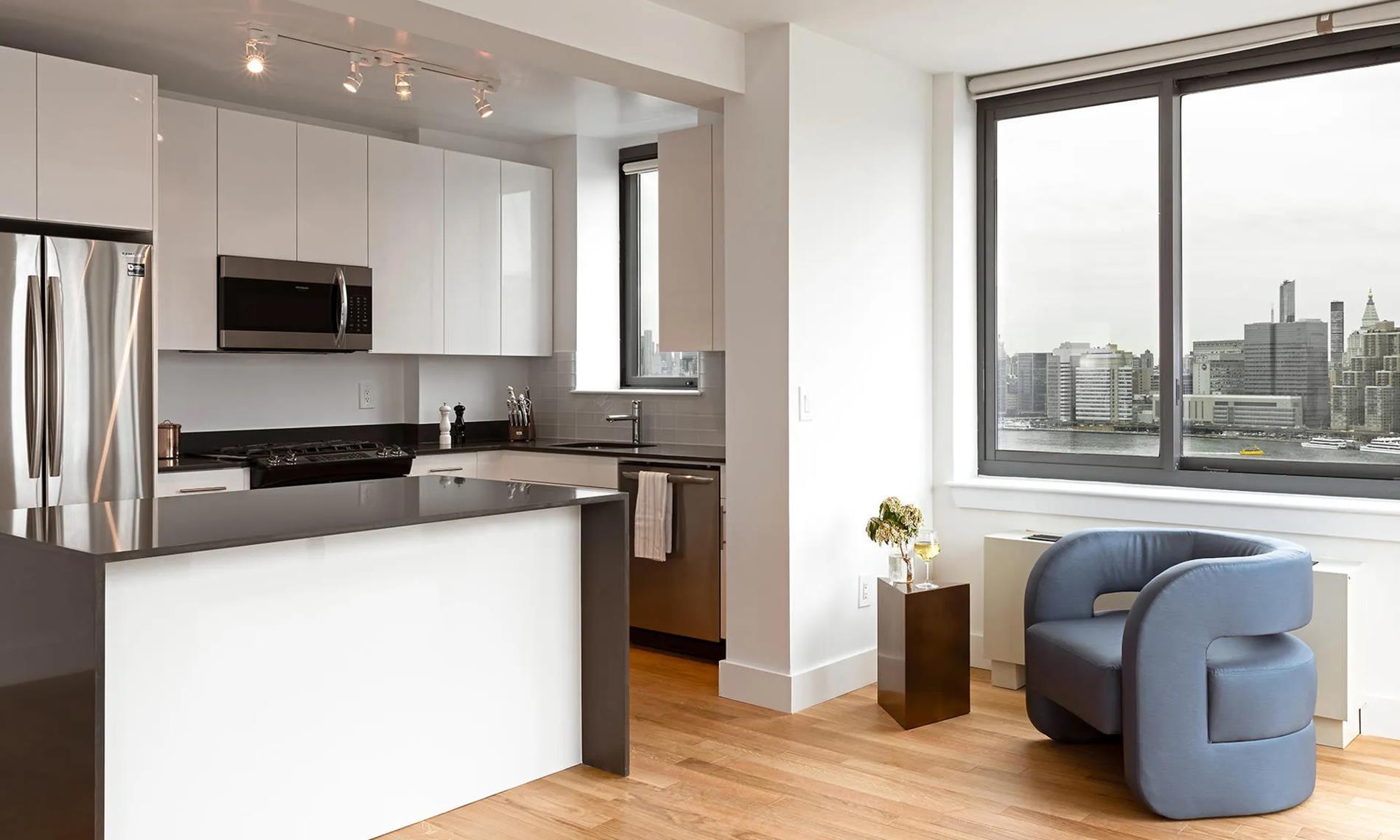 2085953 Property Photo 1