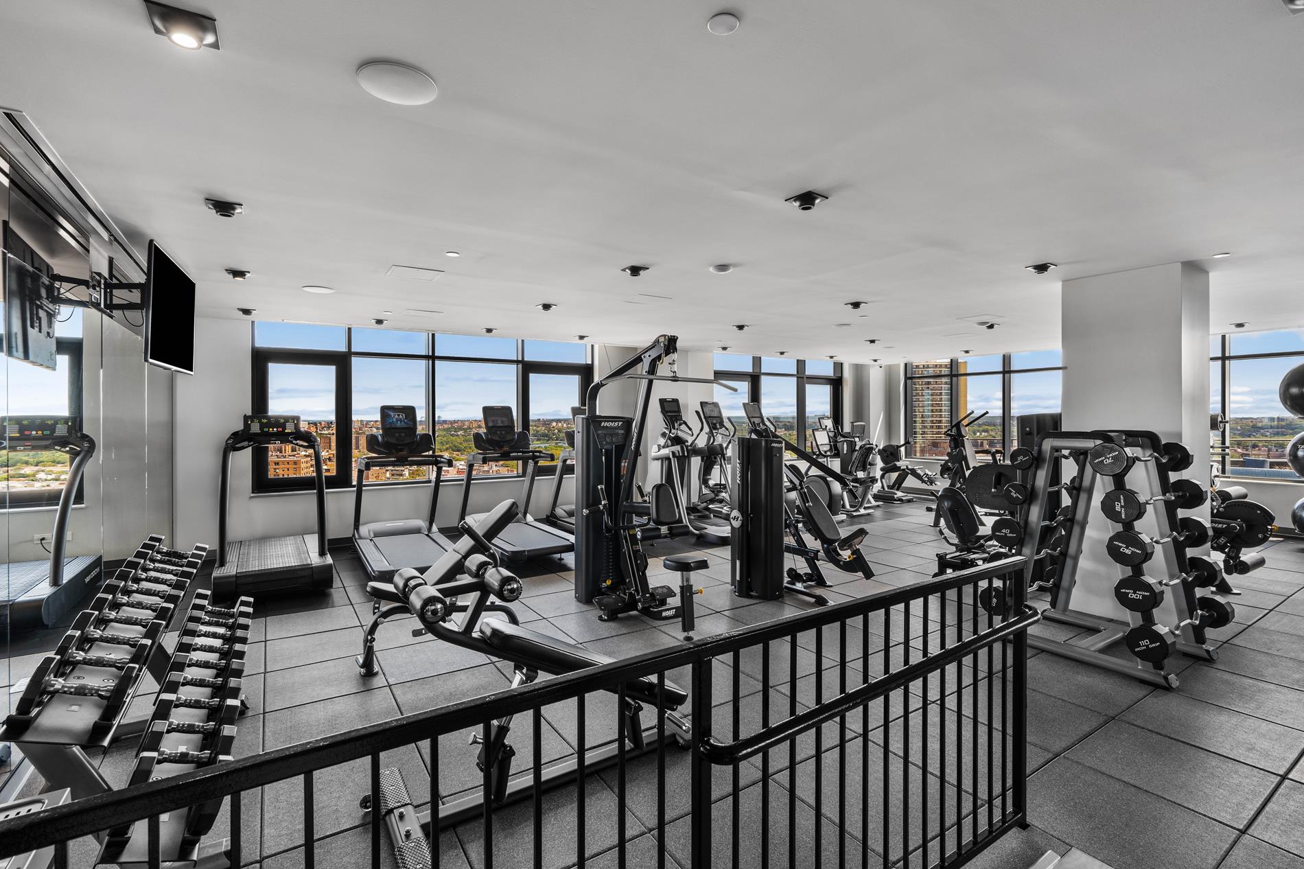 98-81 Queens Boulevard Property Photo 10