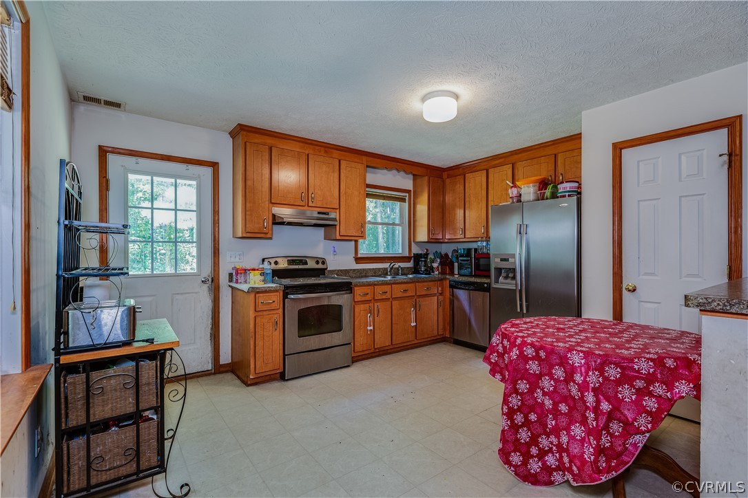 26037 Nw Sussex Dr Property Photo 8