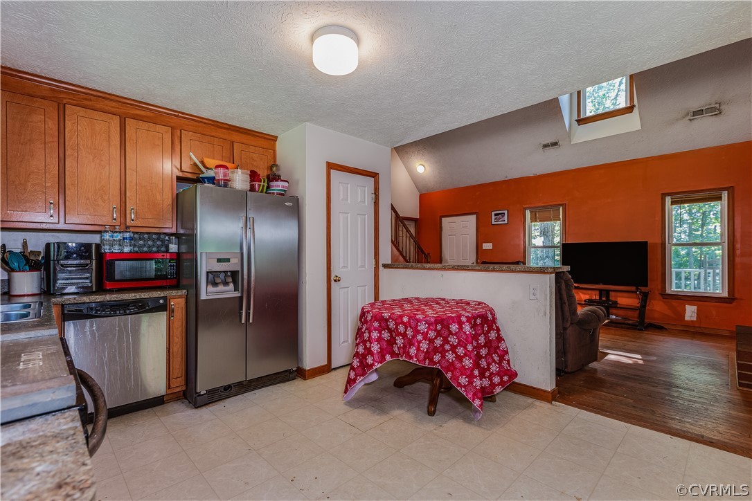 26037 Nw Sussex Dr Property Photo 9