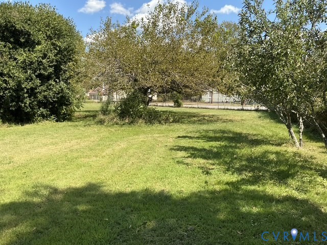 2025 Dupuy Rd Property Photo 5