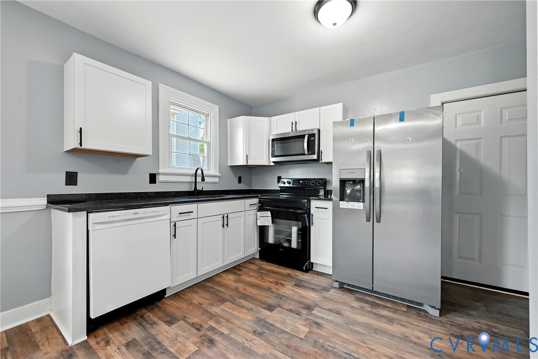 1503 Columbia St Property Photo 11