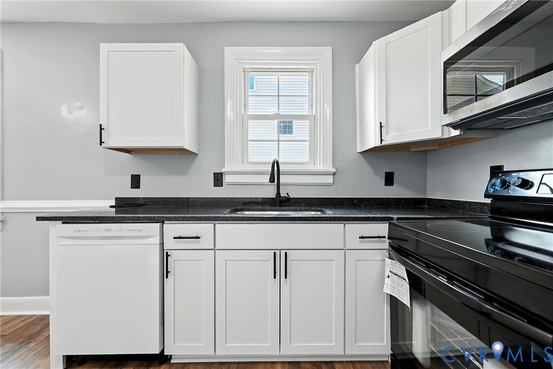 1503 Columbia St Property Photo 12