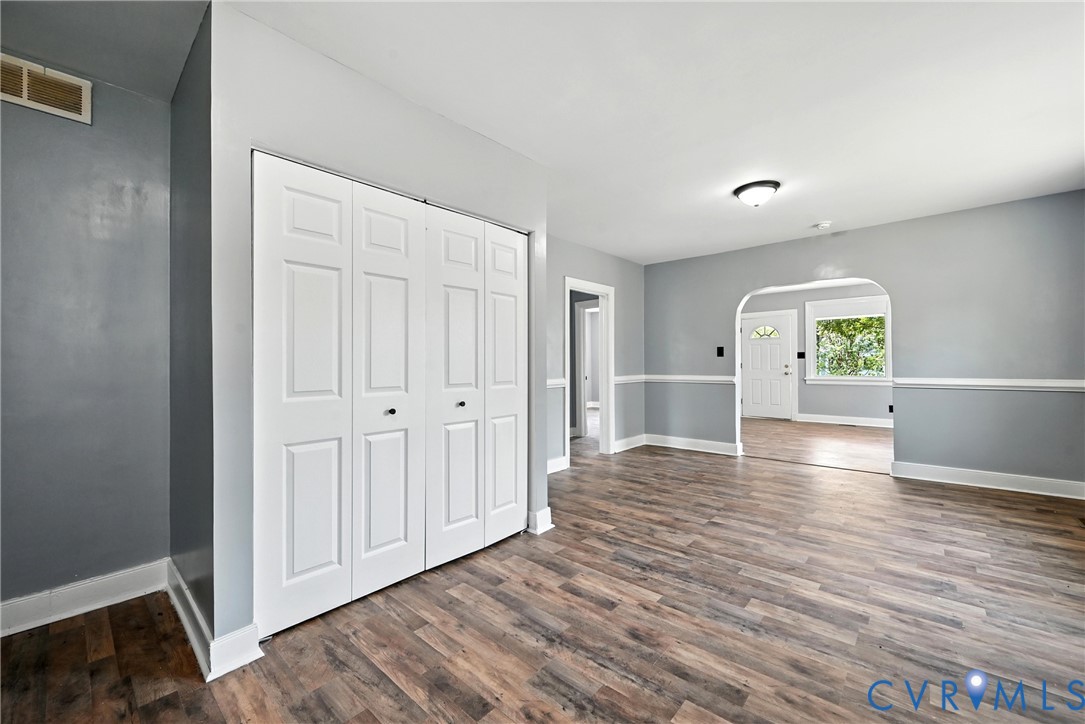1503 Columbia St Property Photo 14