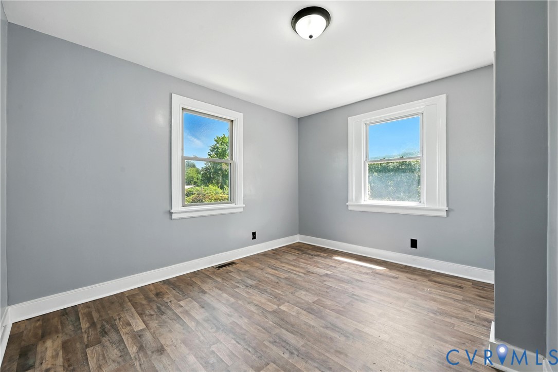 1503 Columbia St Property Photo 15