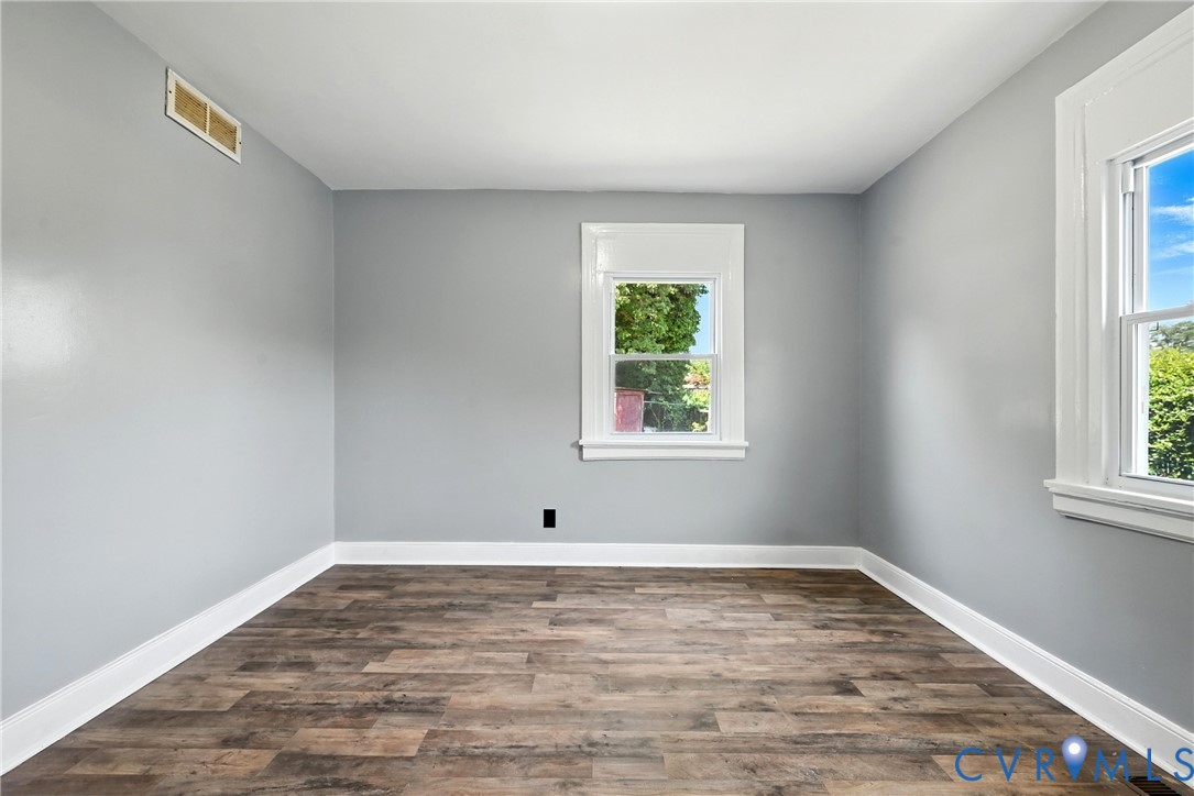 1503 Columbia St Property Photo 22