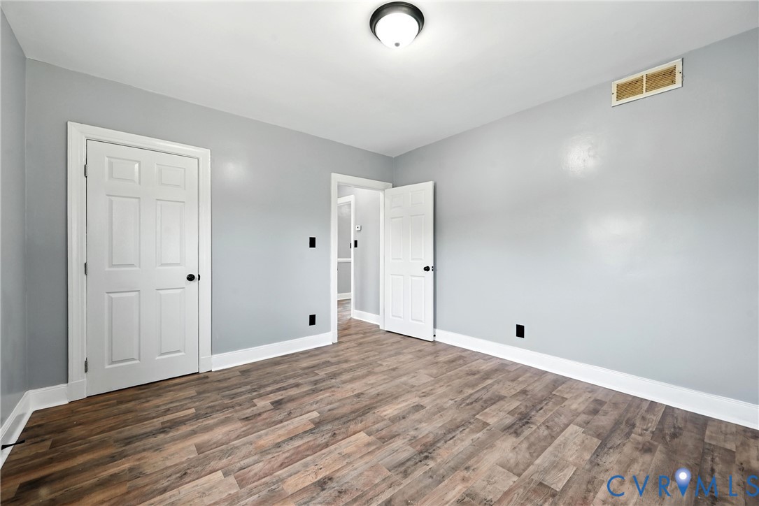 1503 Columbia St Property Photo 23