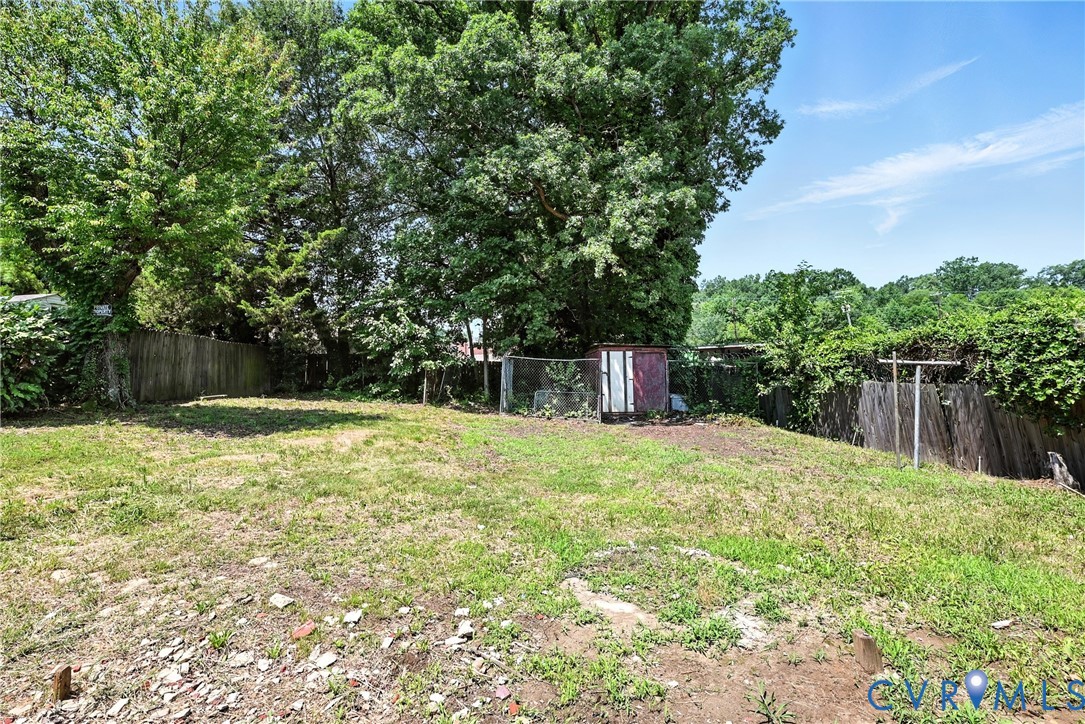 1503 Columbia St Property Photo 25