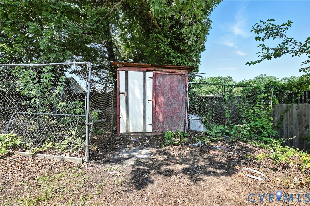 1503 Columbia St Property Photo 26