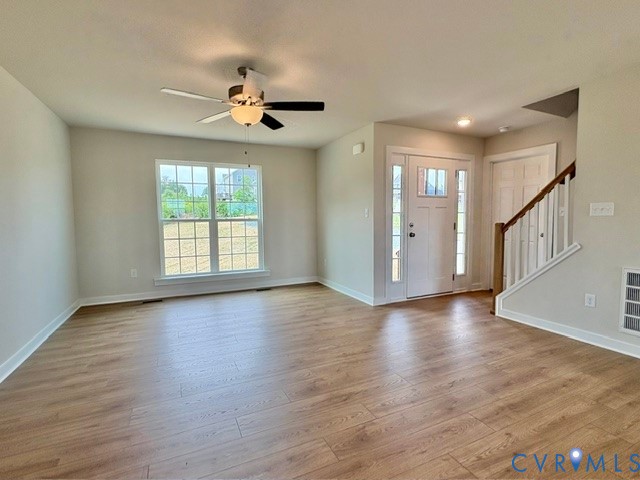 12 Derosa Ct Property Photo 6