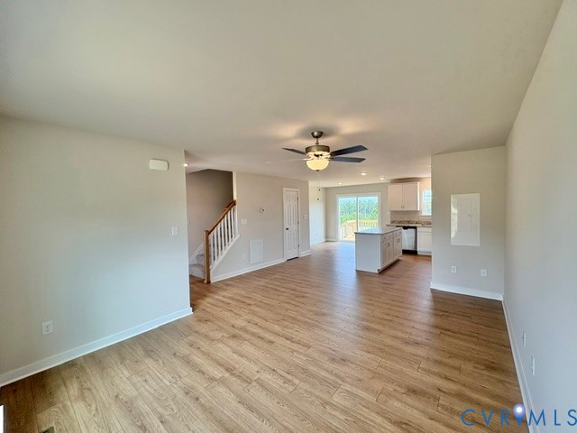 12 Derosa Ct Property Photo 7
