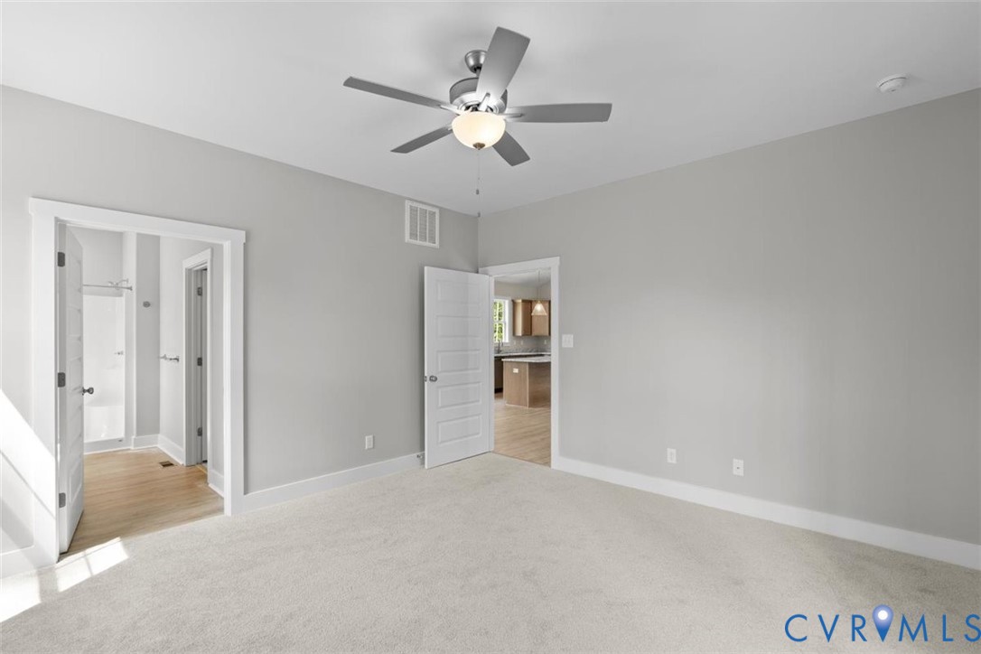 209 White Oak Ct Property Photo 36