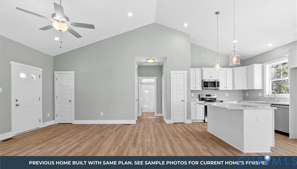 209 White Oak Ct Property Photo 53