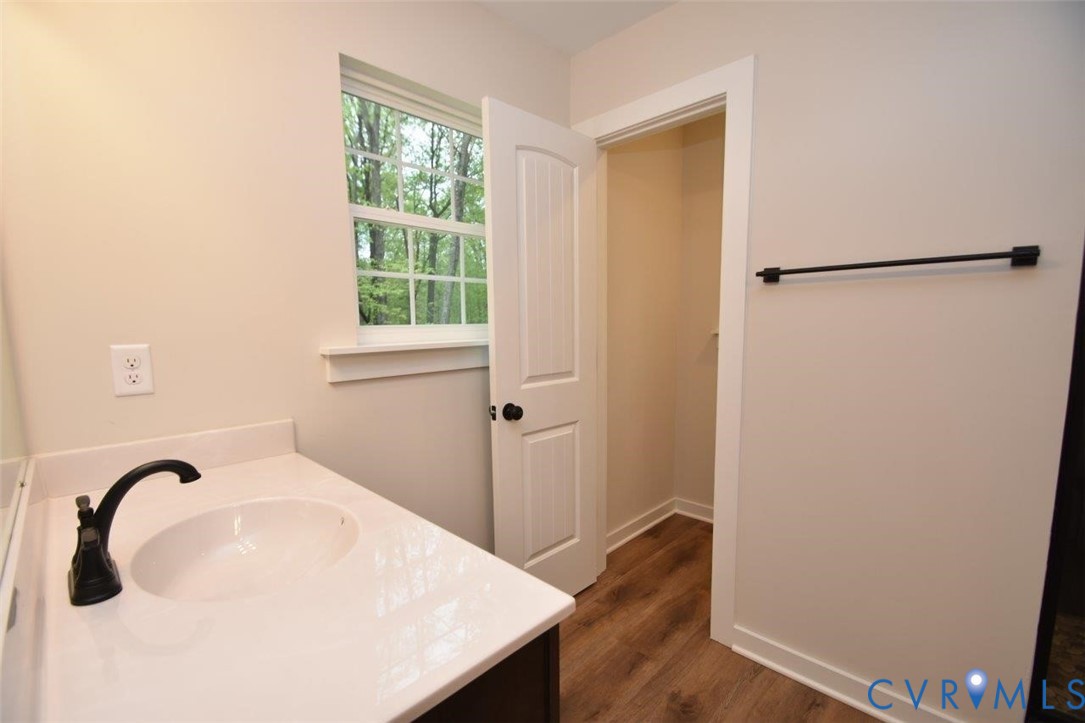 1749 Hollands Rd Property Photo 30