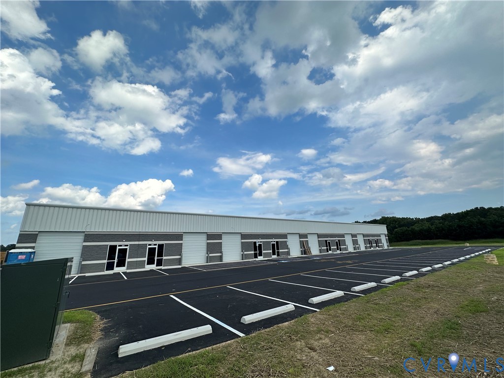 8145 Pine Ridge Rd Property Photo 1