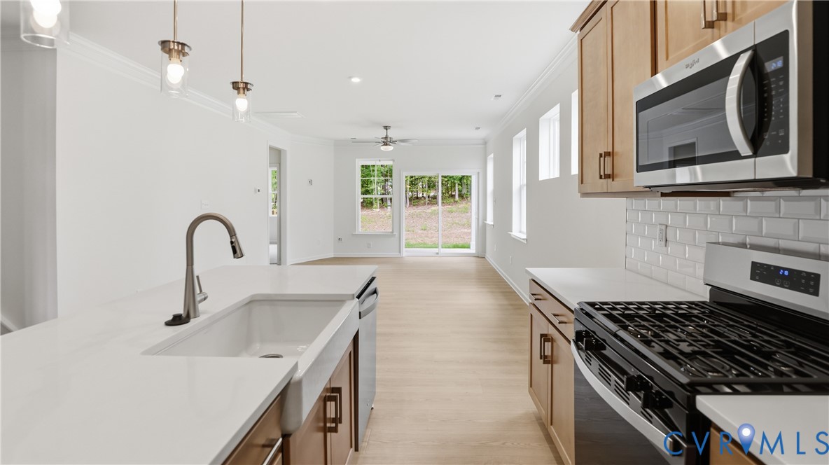 15127 Bishops Run Ct Property Photo 8