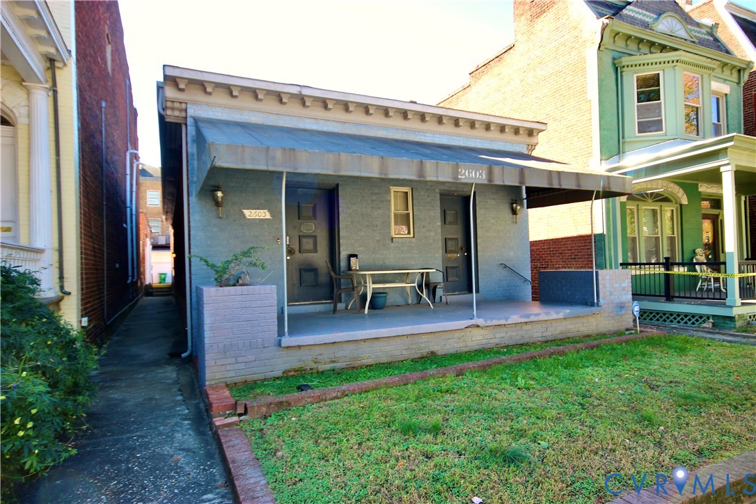 2603 W Grace St Property Photo 2