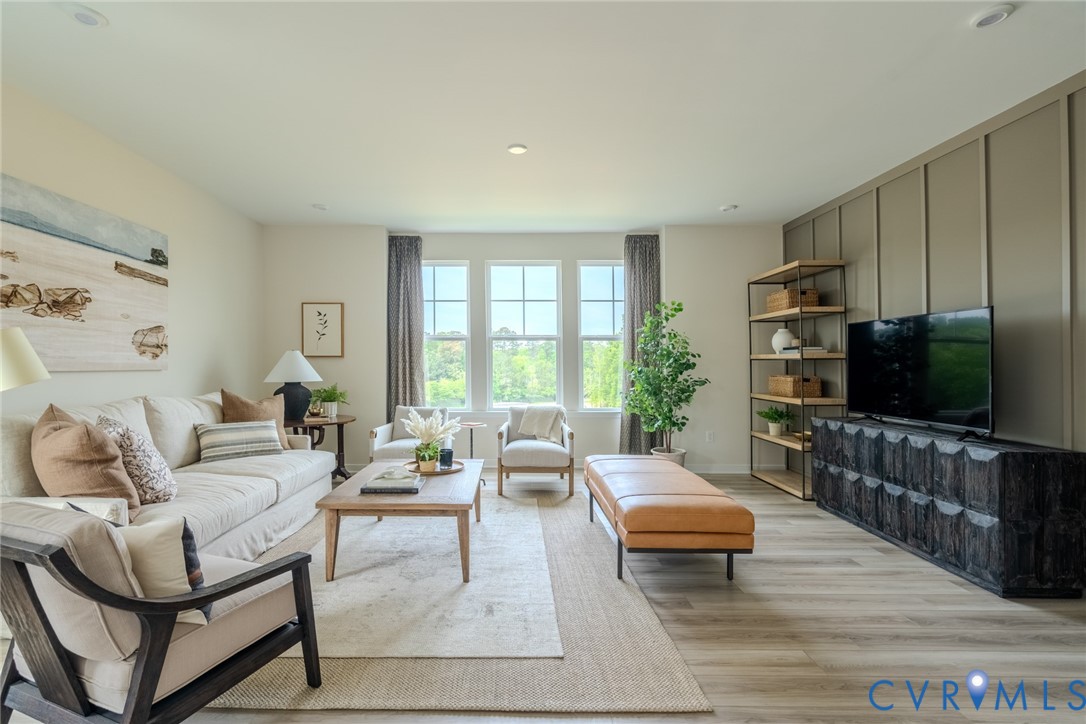 15855 Flying Cloud Aly Unit#7-2 Property Photo 11