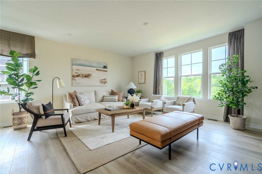 15855 Flying Cloud Aly Unit#7-2 Property Photo 12