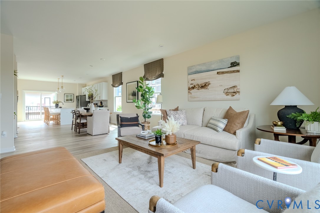 15855 Flying Cloud Aly Unit#7-2 Property Photo 13