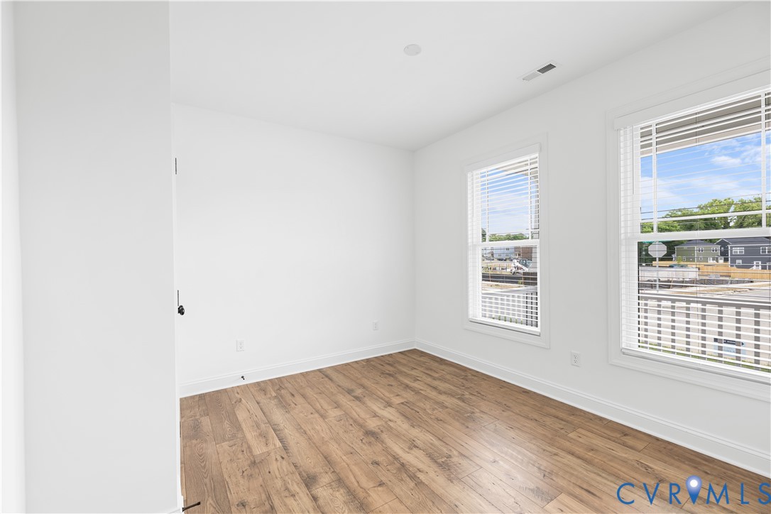 652 Overby Bend Rd Property Photo 14