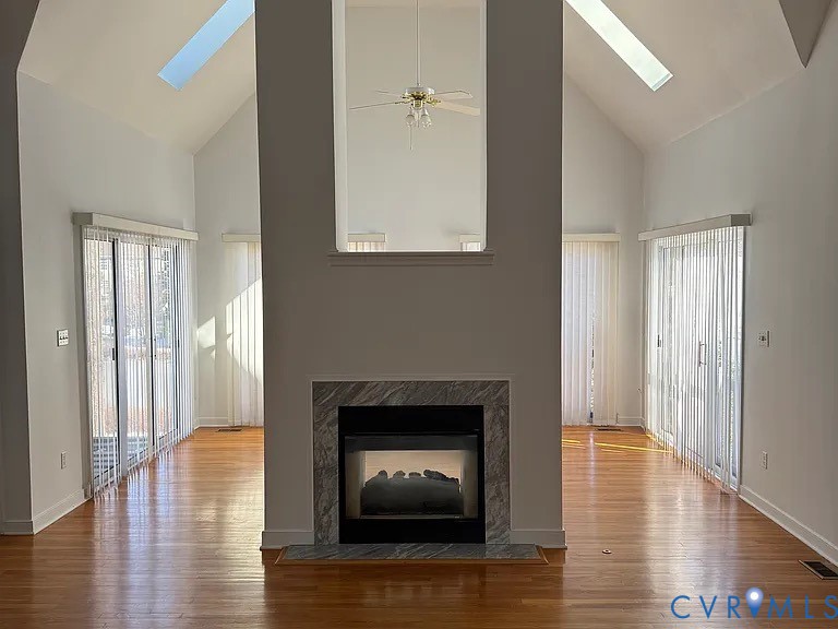 2604120 Property Photo 2