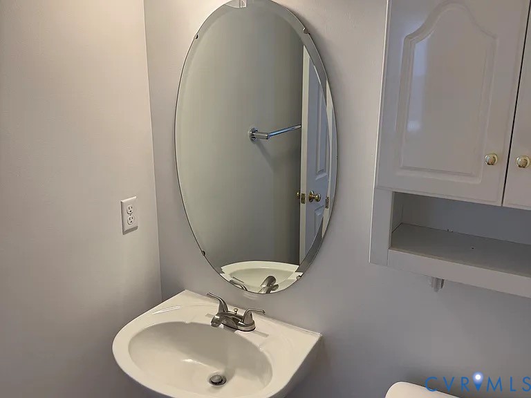 2604120 Property Photo 6